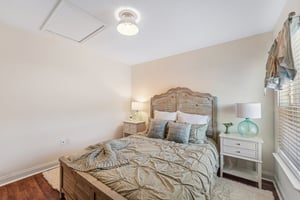 Settlers Landing Dr-S1306-037.jpg