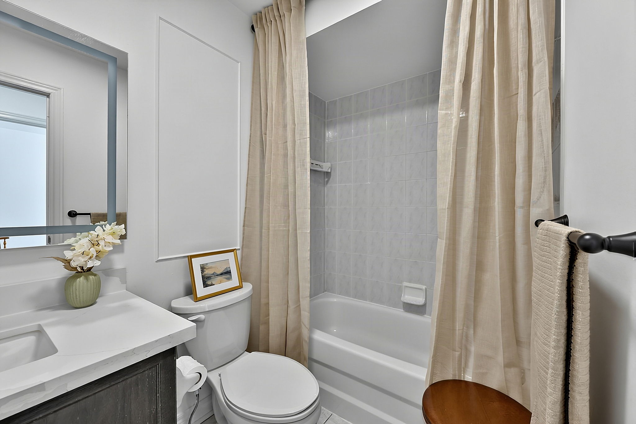  Photo 37
