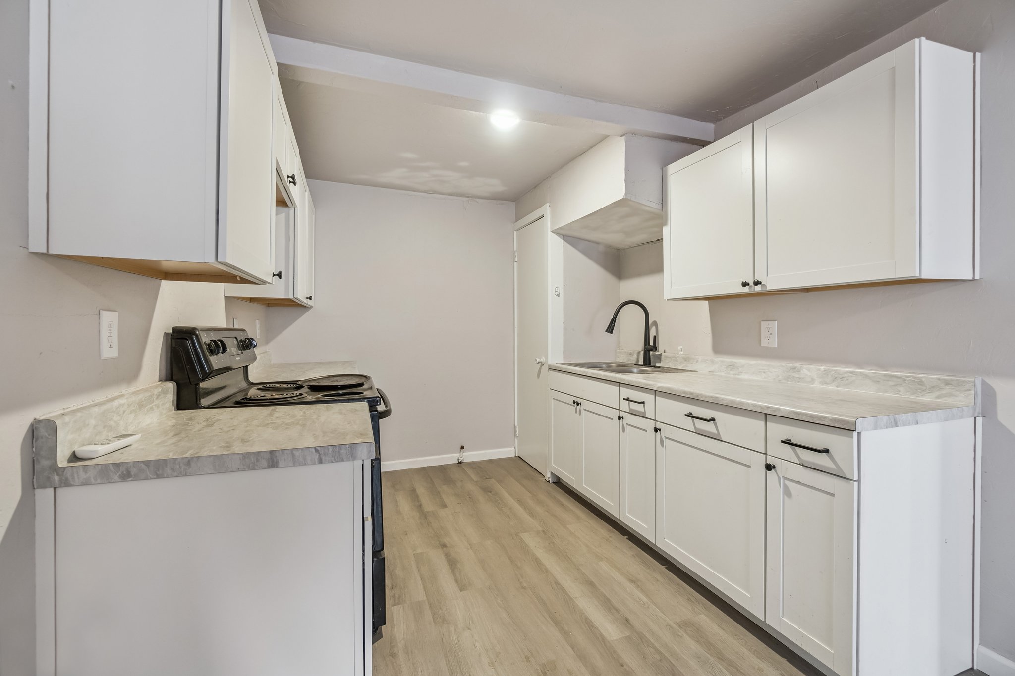 740 Deans Row Ave_014.jpg