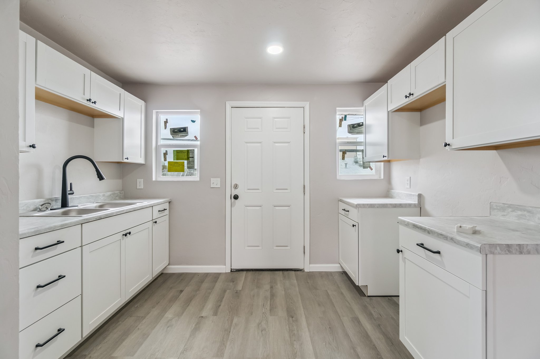 740 Deans Row Ave_017.jpg