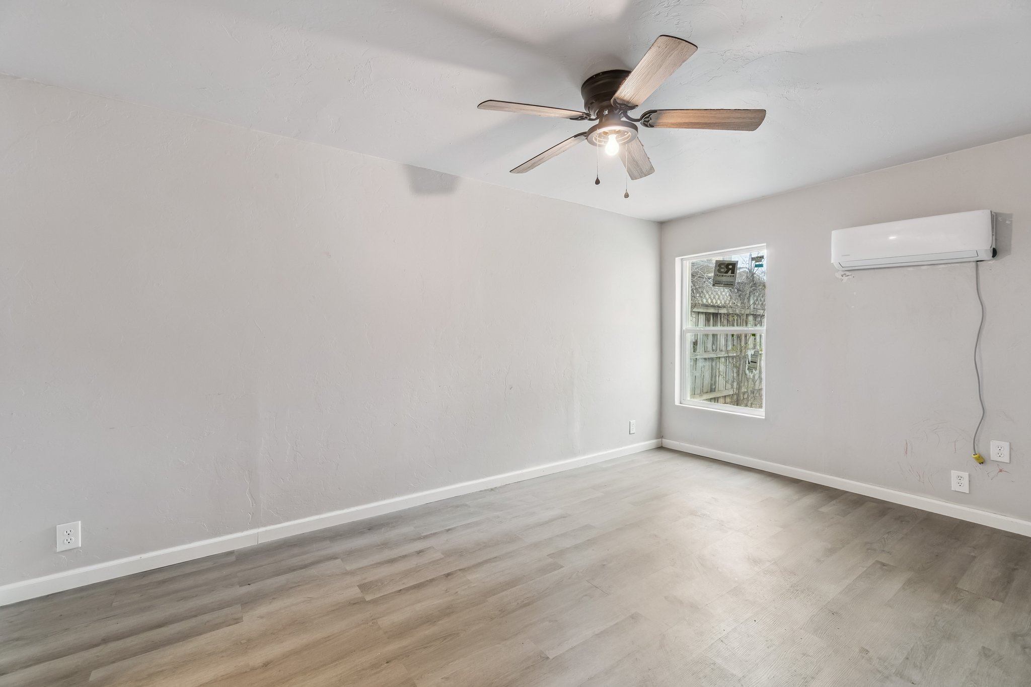 740 Deans Row Ave_029.jpg