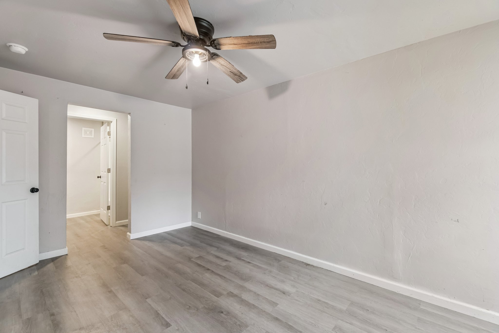 740 Deans Row Ave_030.jpg