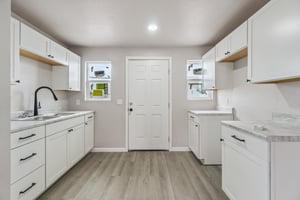 740 Deans Row Ave_017.jpg