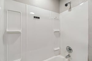 740 Deans Row Ave_035.jpg