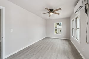 740 Deans Row Ave_044.jpg