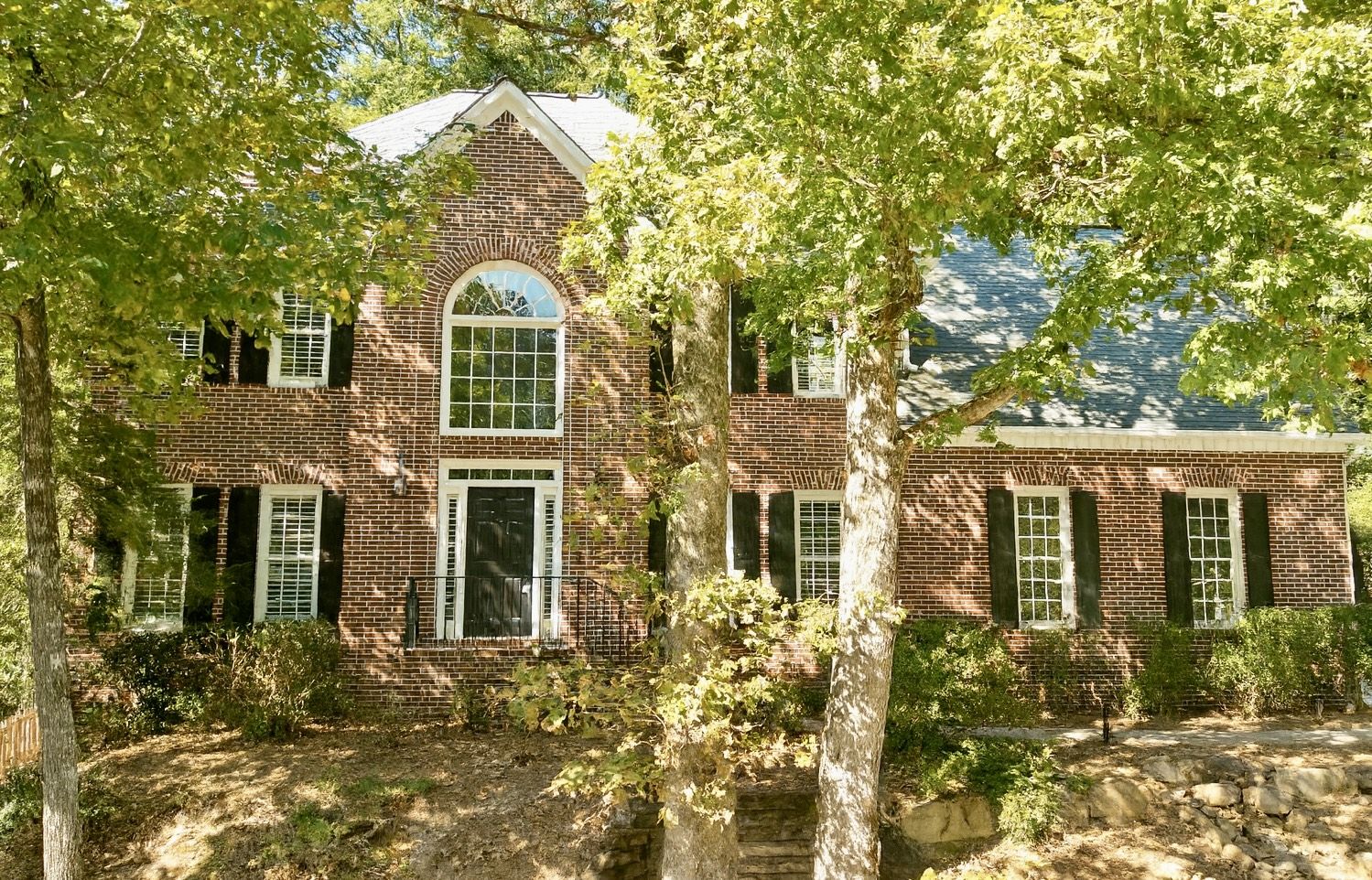 Exterior front, 3 sided brick