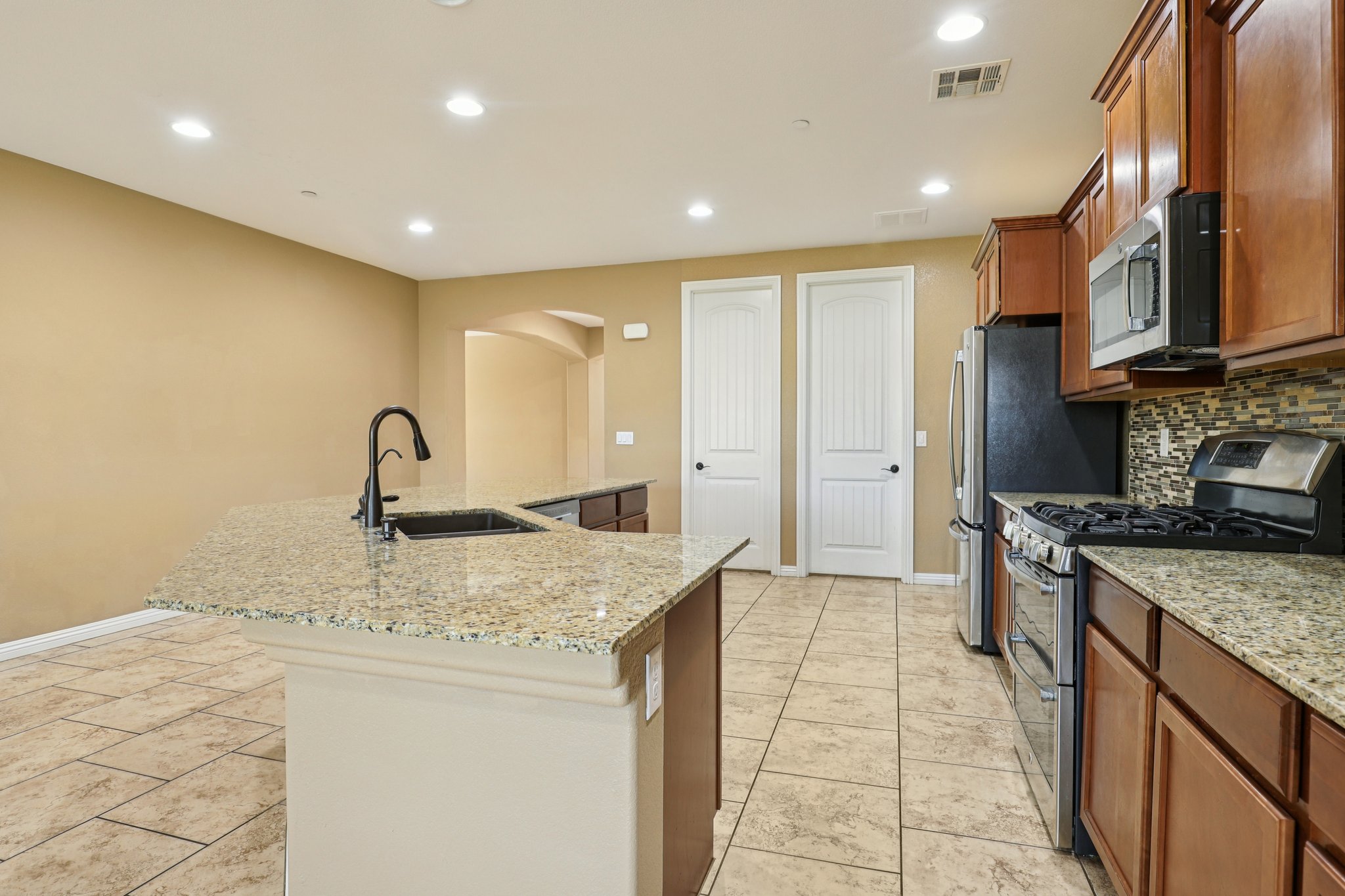 Flowing Meadow Dr-S0907-017.jpg