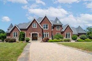  Photo 0