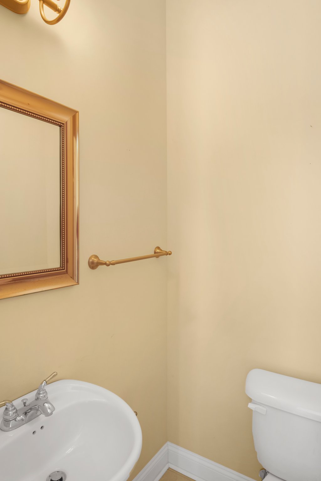 Bedroom 2 - Bathroom