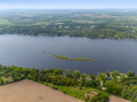  Photo 48