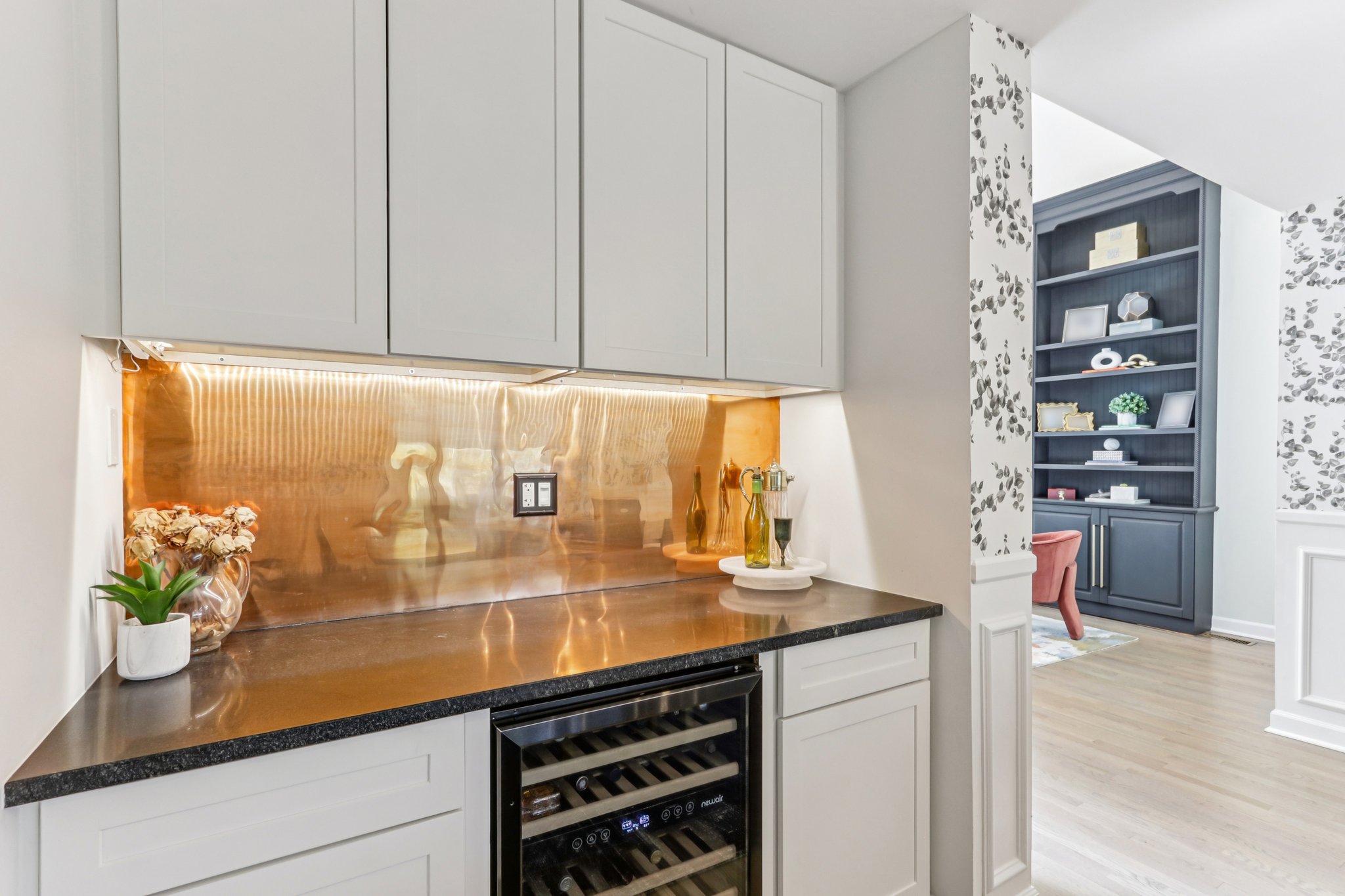 Signal Hill Rd-S1604-018.jpg