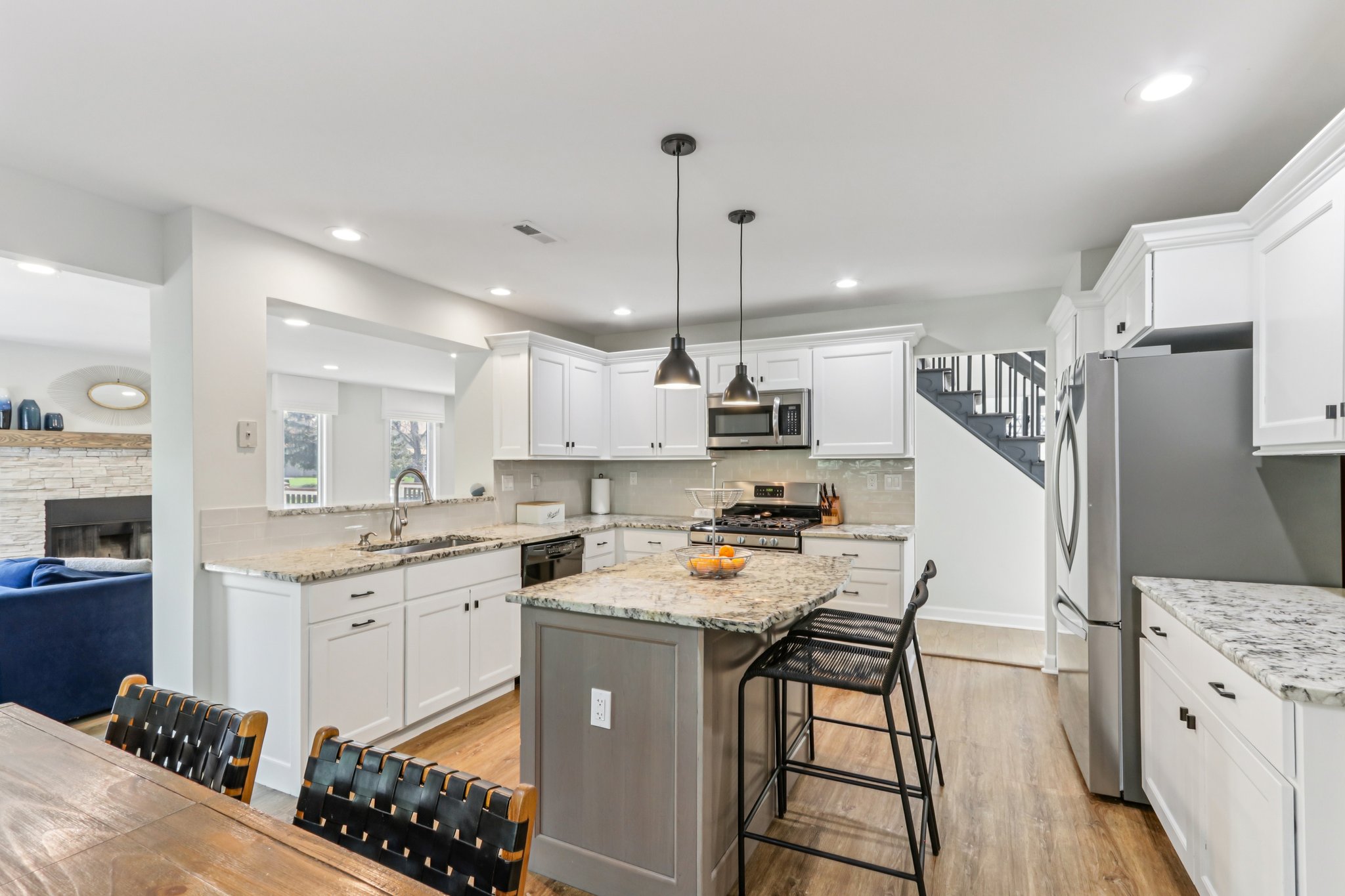 Signal Hill Rd-S1604-019.jpg