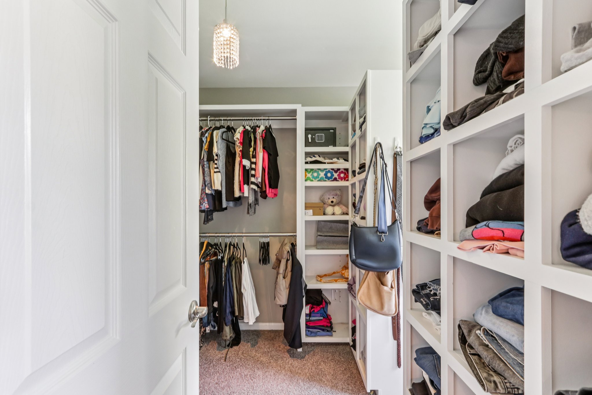 Signal Hill Rd-S1604-035.jpg