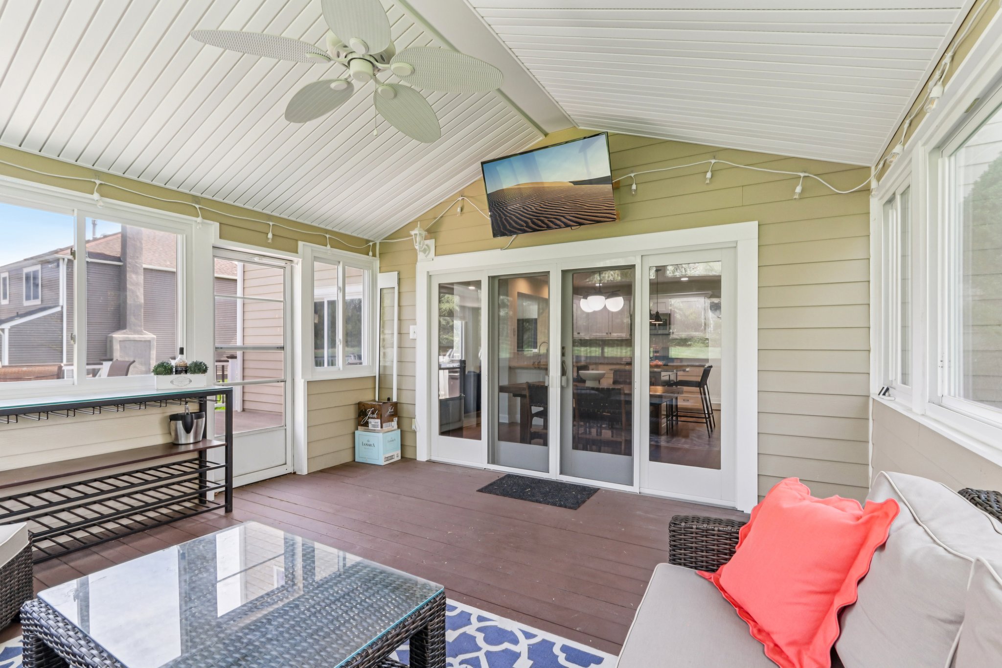 Signal Hill Rd-S1604-061.jpg