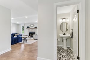 Signal Hill Rd-S1604-029.jpg