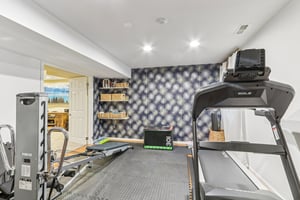 Signal Hill Rd-S1604-059.jpg