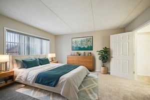 010 virtually staged.jpeg