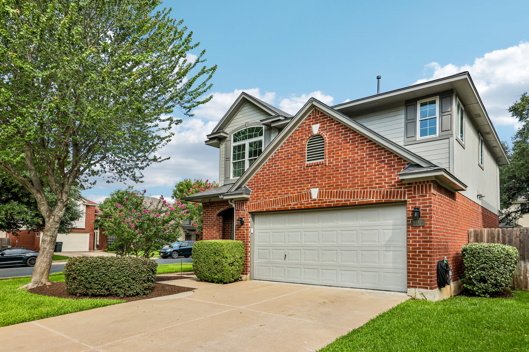 Peabody Dr-S2506-008.jpg