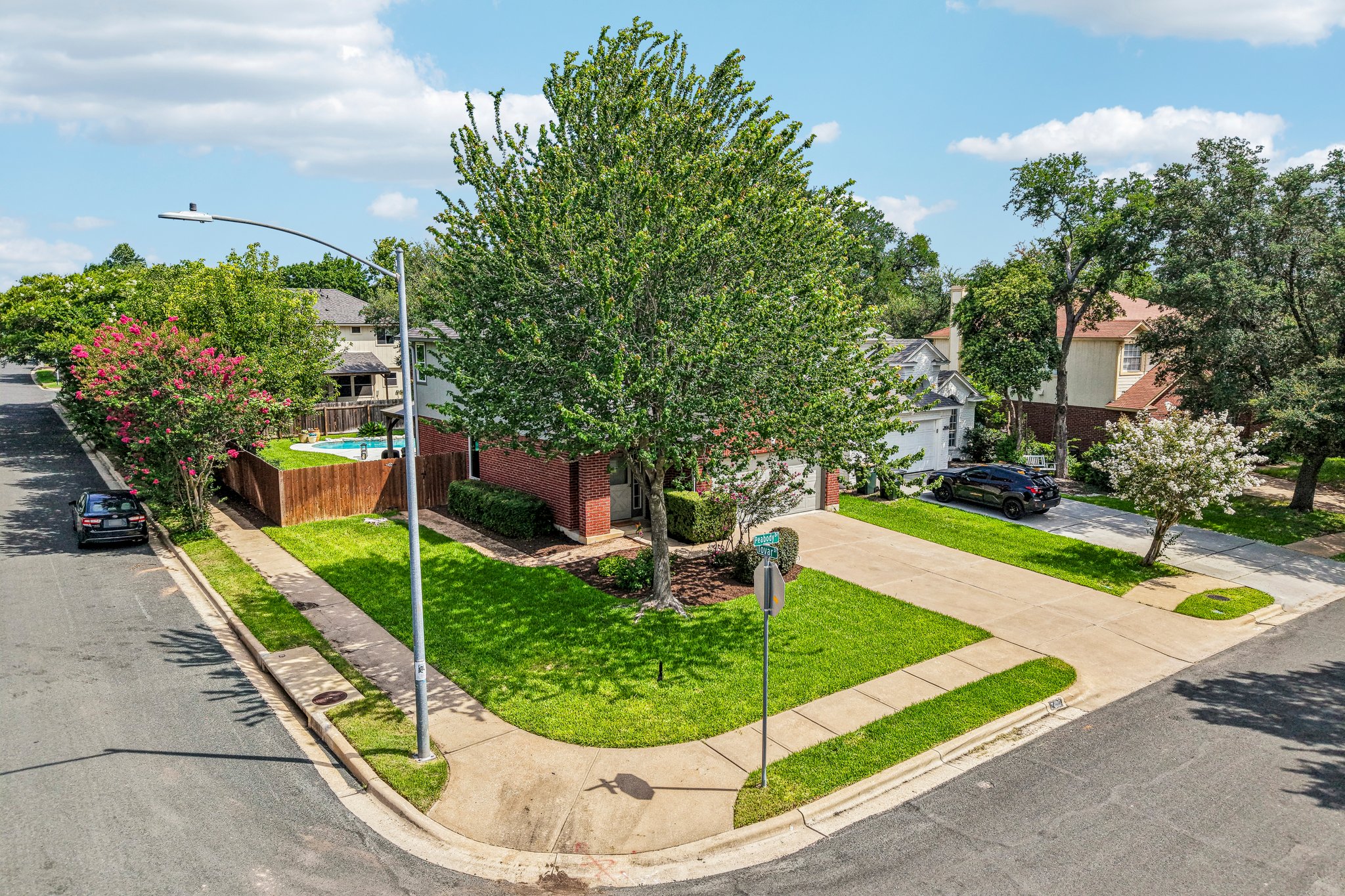 Peabody Dr-S2506-058.jpg