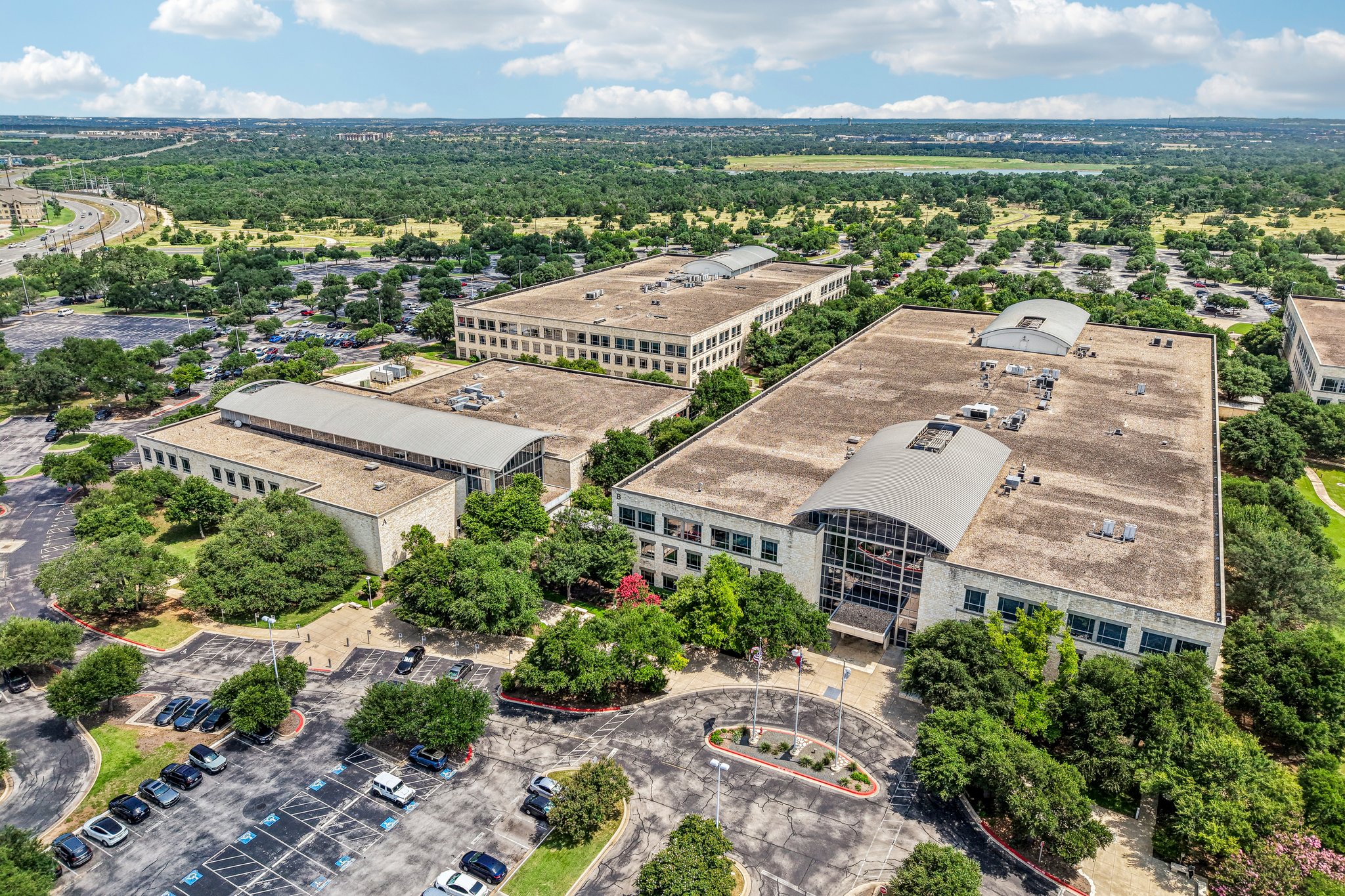 Peabody Dr-S2506-084.jpg