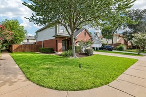 Peabody Dr-S2506-005.jpg