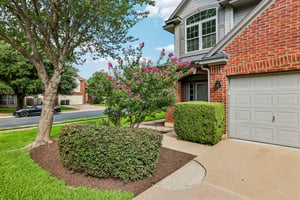 Peabody Dr-S2506-010.jpg