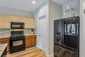 Peabody Dr-S2506-022.jpg