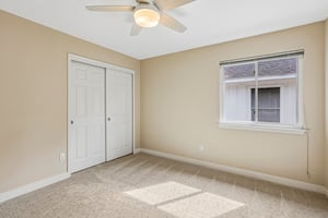 Peabody Dr-S2506-036.jpg