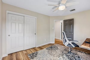 Peabody Dr-S2506-041.jpg