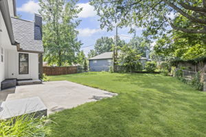  Photo 48