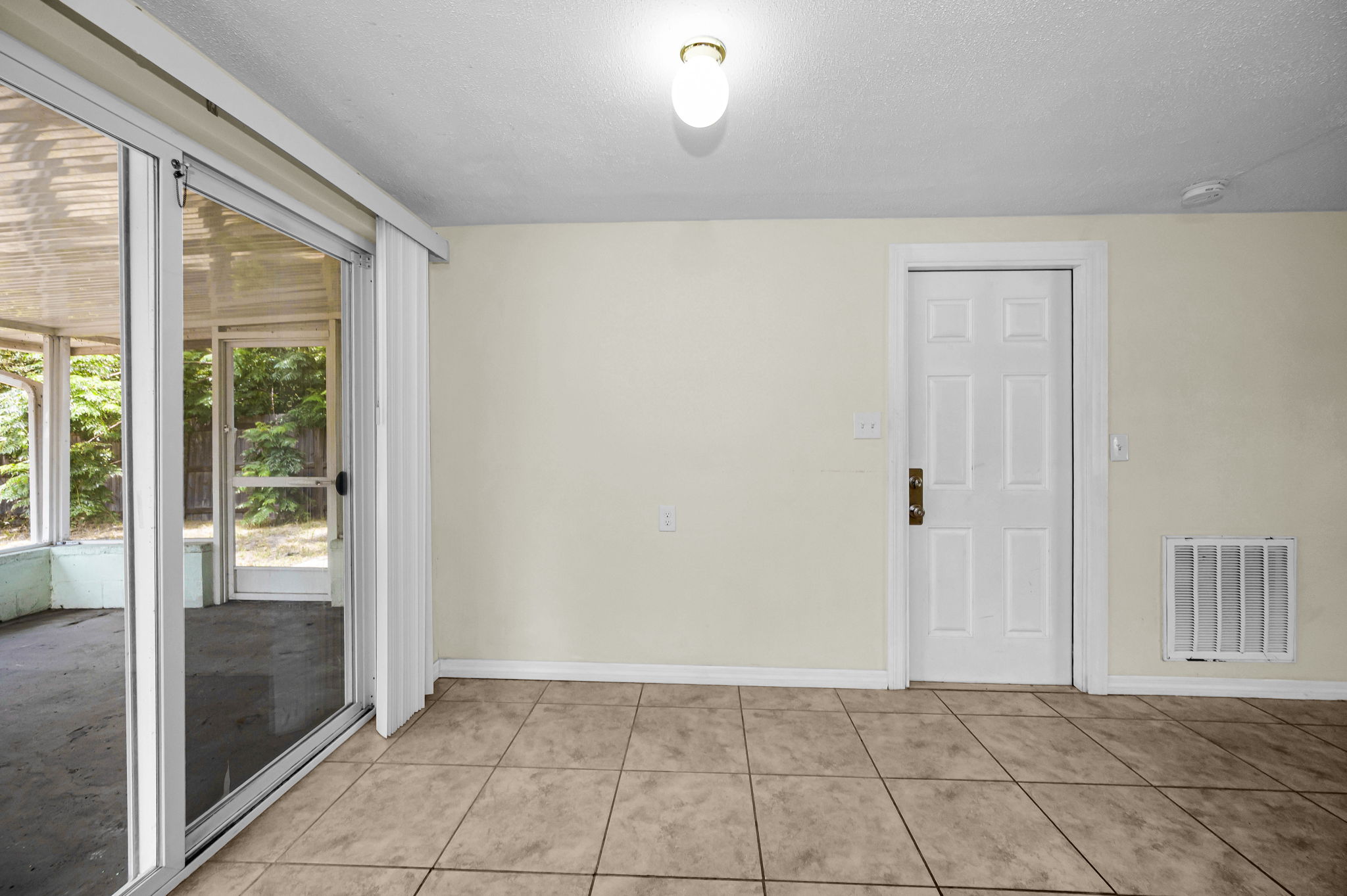 Dining Room1