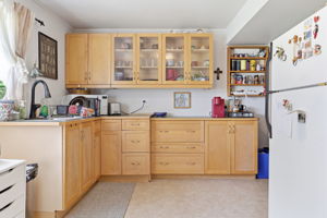  Photo 47