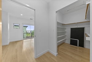  Photo 36