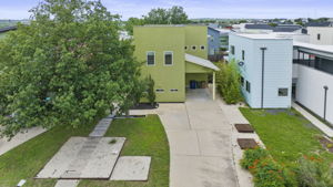  Photo 47