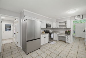 7404 Phelps Ct-14