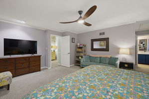 7404 Phelps Ct-16