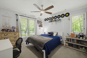 7404 Phelps Ct-18