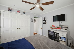 7404 Phelps Ct-19
