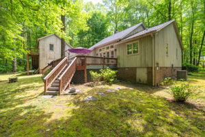 7404 Phelps Ct-30