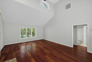 7404 Phelps Ct-5