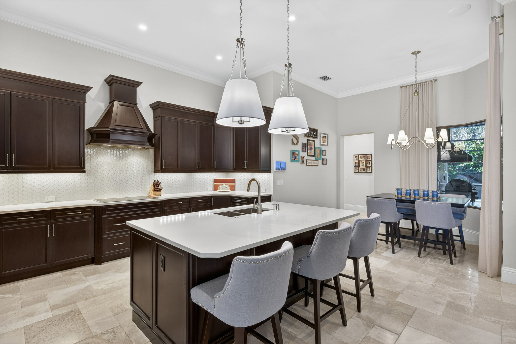 Breakfast Bar 3 of 3