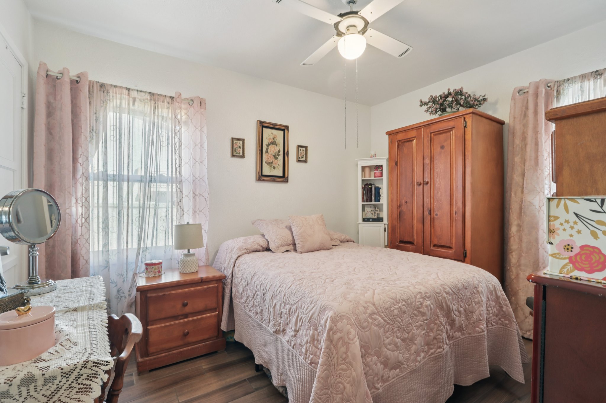 Norwalk Blvd-S1312-016.jpg