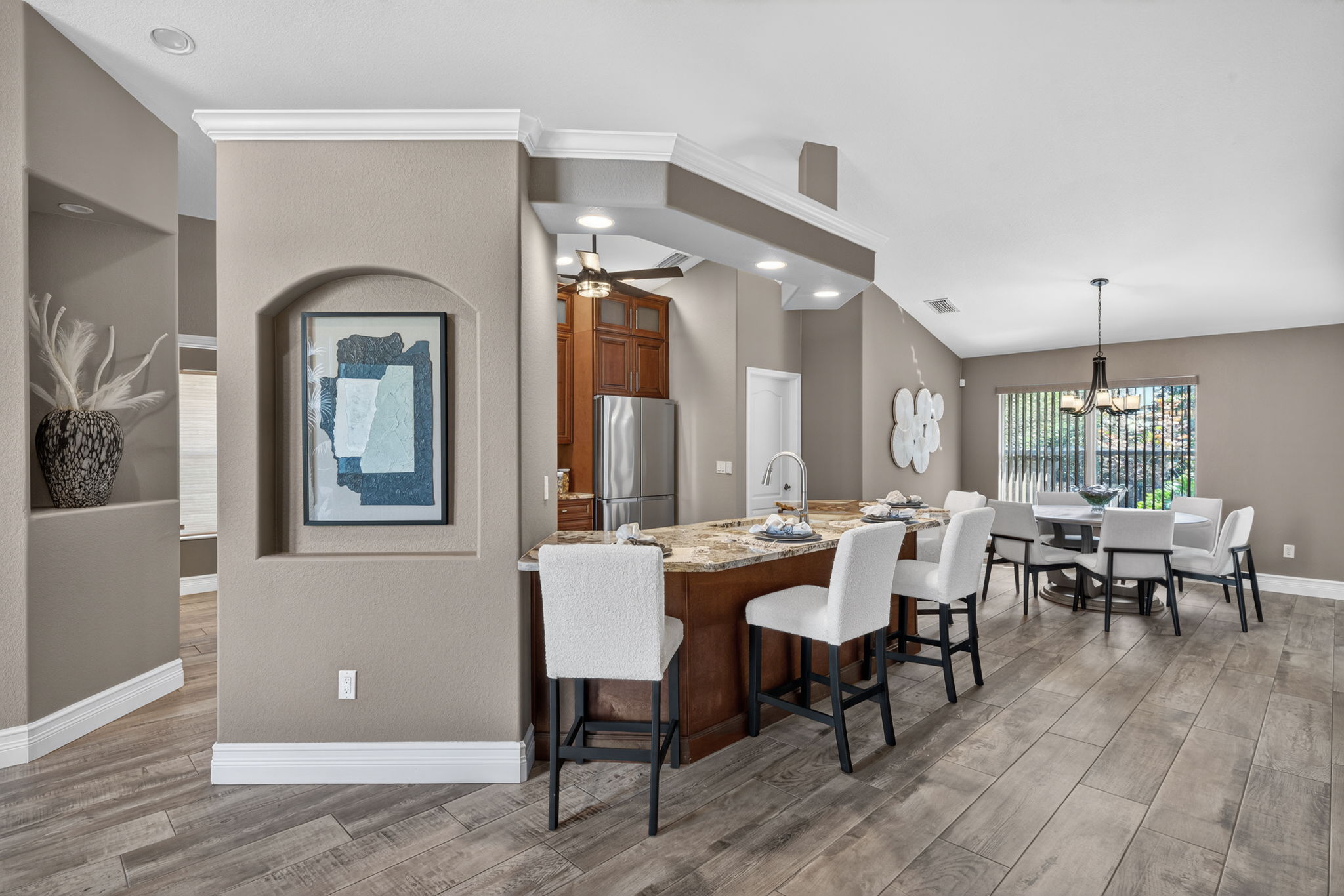 Breakfast Bar 3 of 3