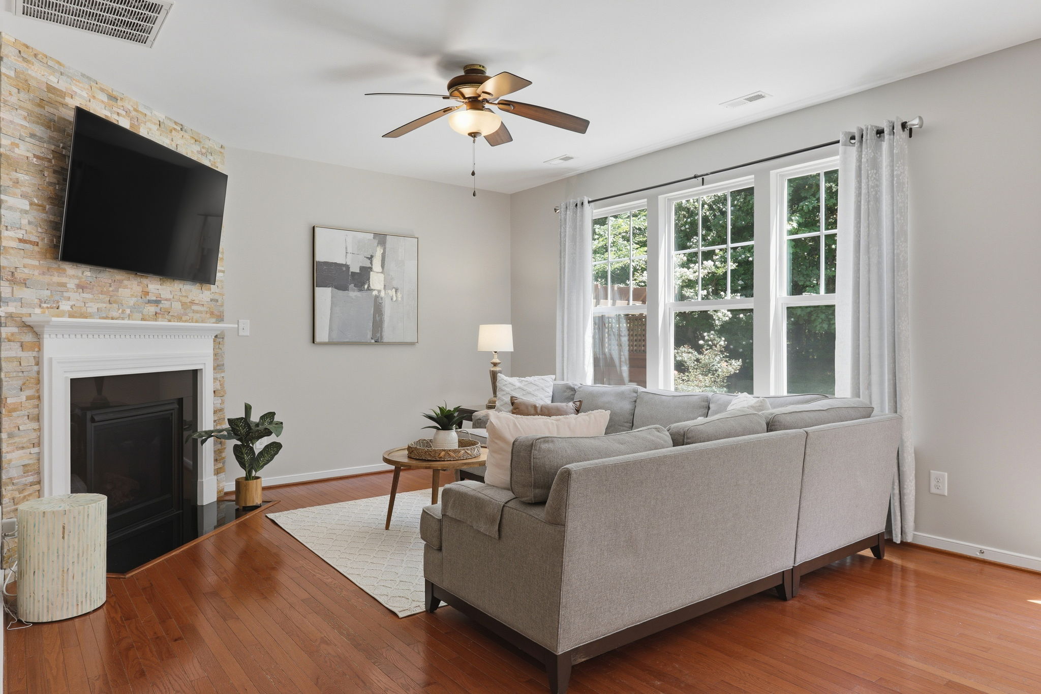10-Family Room