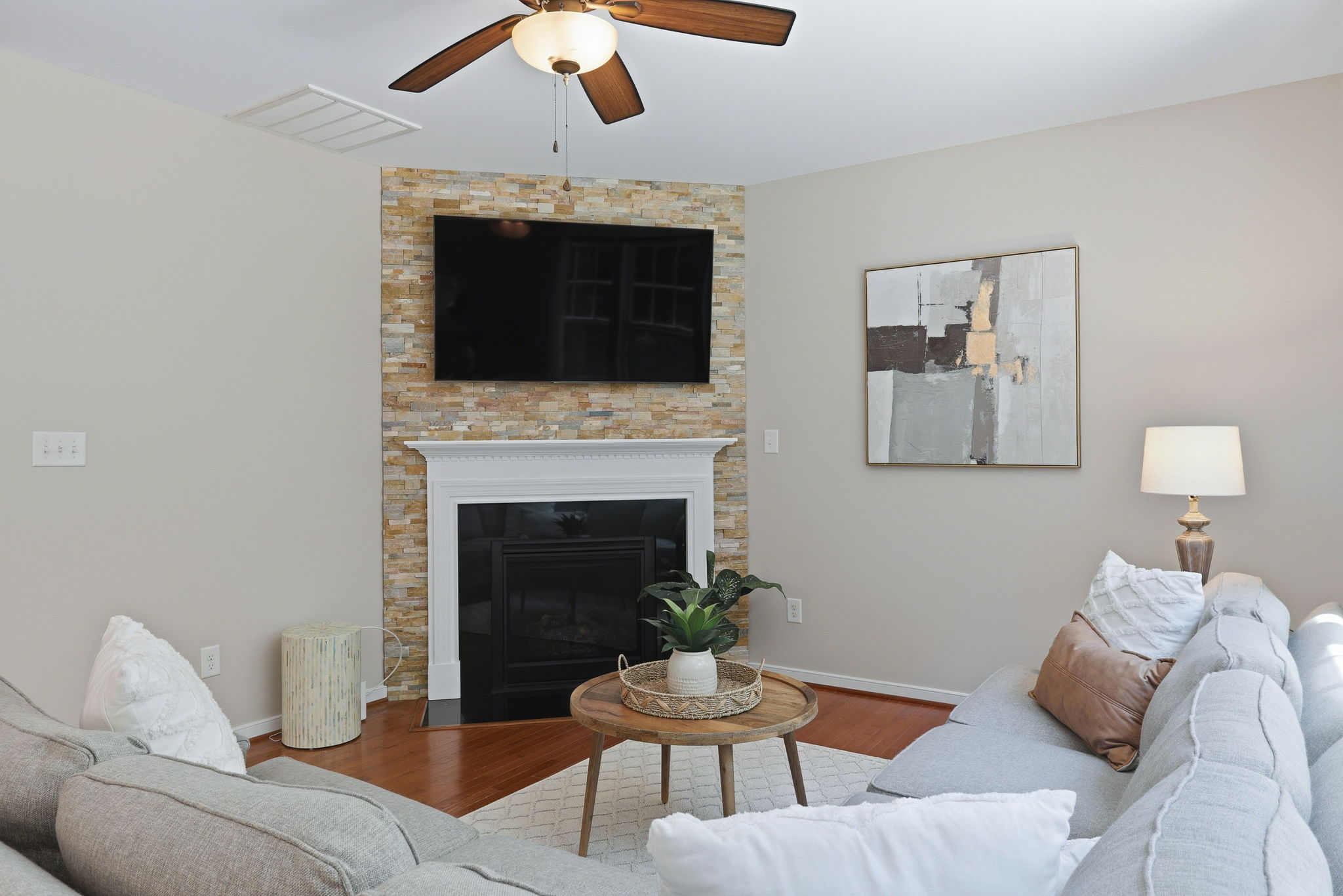 11-Family Room