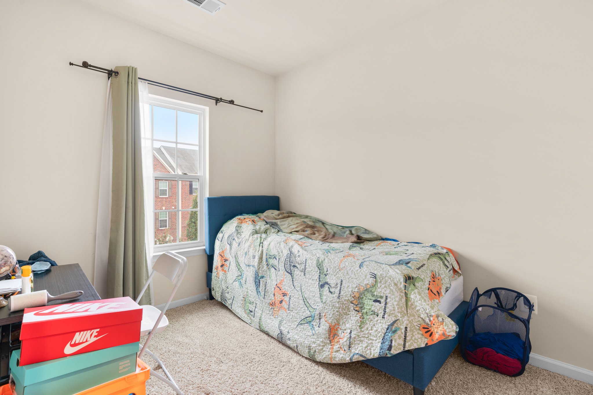 22. Upper bedroom.jpg