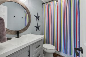  Photo 48