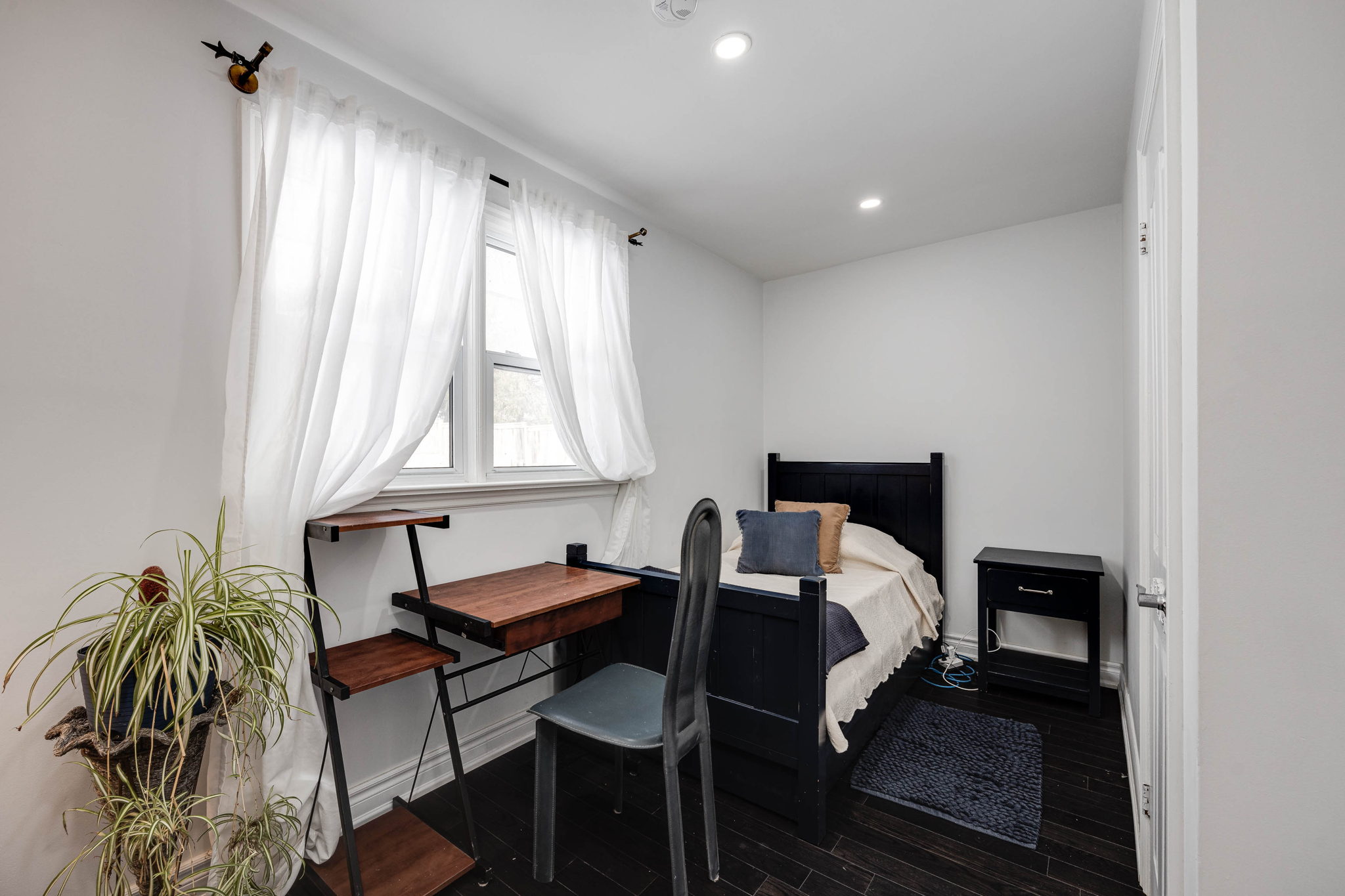 Newmarket property showcase — delivered property photograph 35