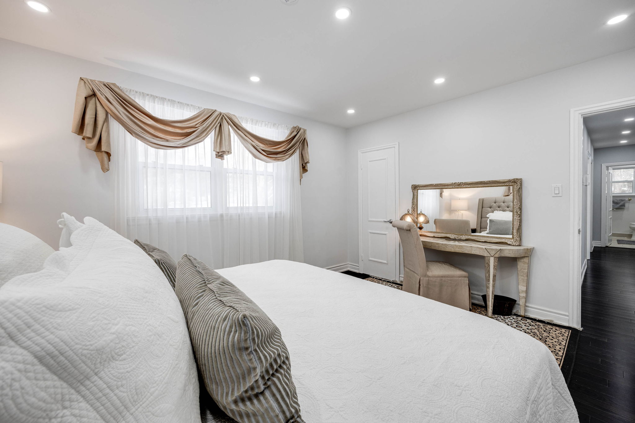 Newmarket property showcase — delivered property photograph 18