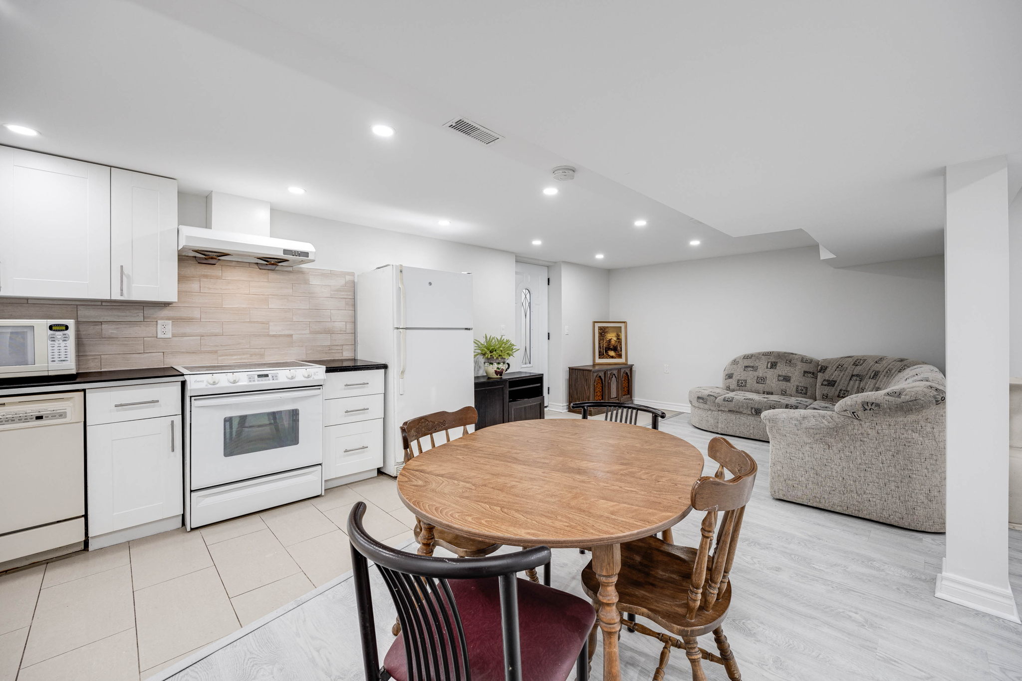 Newmarket property showcase — delivered property photograph 28
